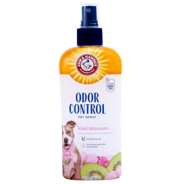 Super Deodorizing Dog Spray with Baking Soda for Odor Control